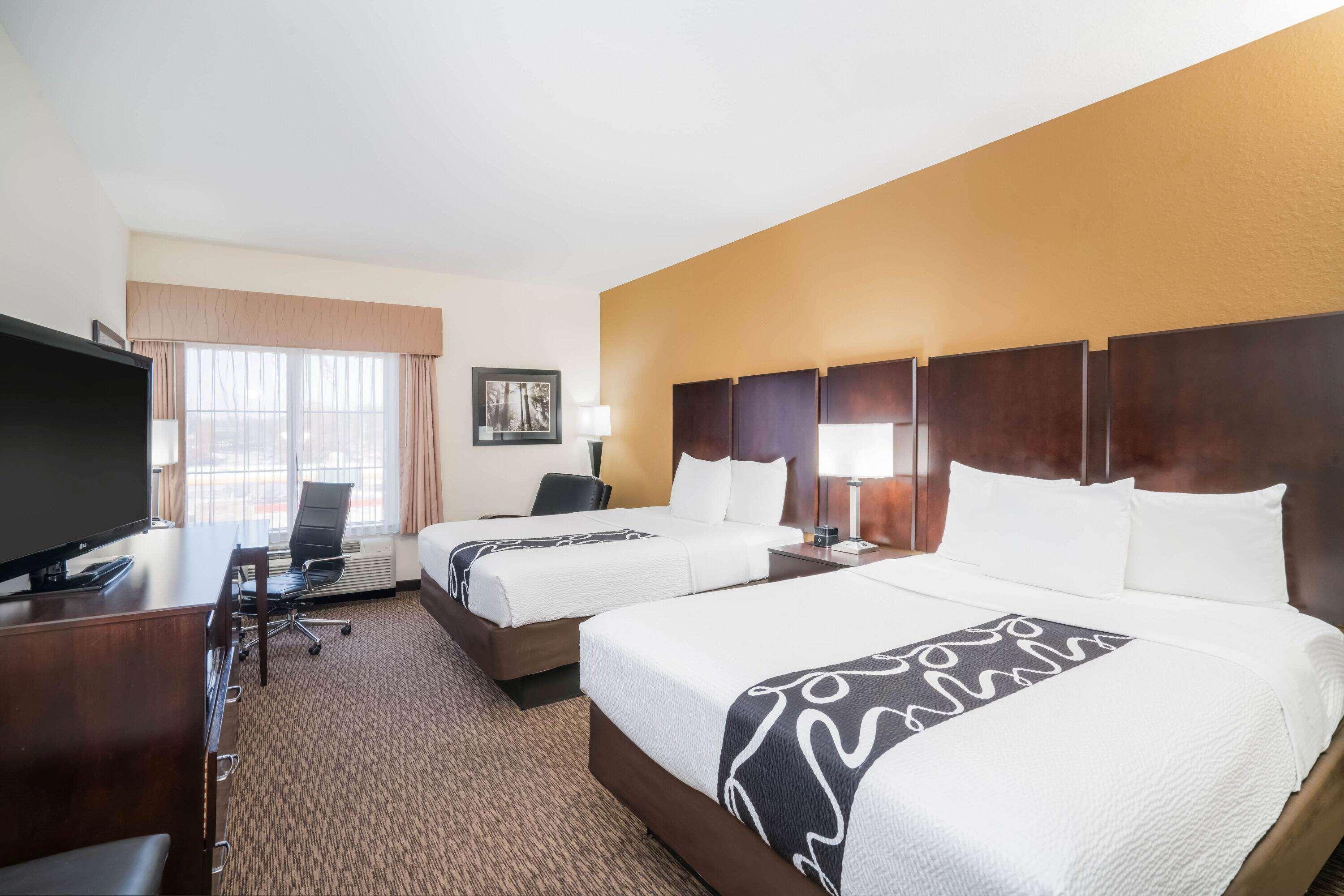 La Quinta By Wyndham Wolfchase