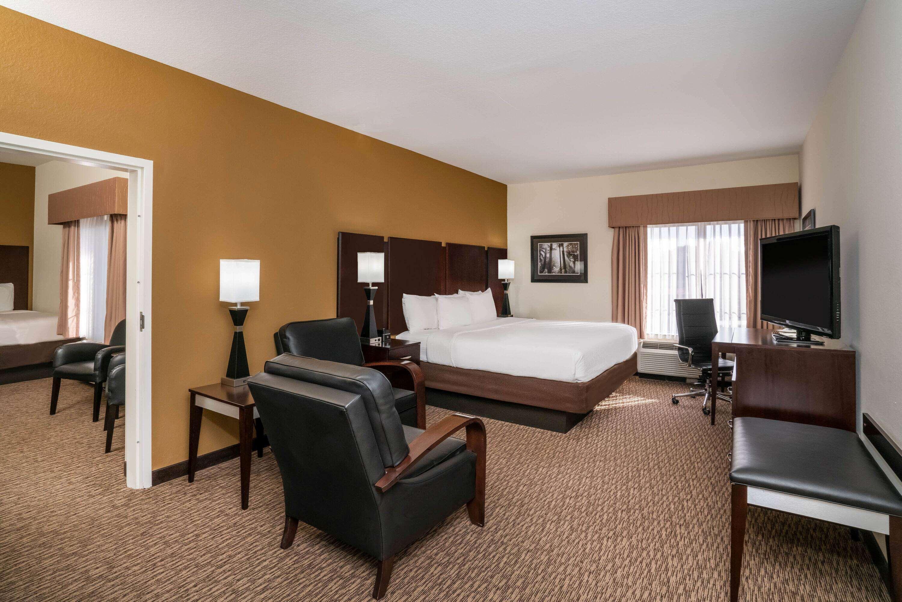 La Quinta By Wyndham Wolfchase