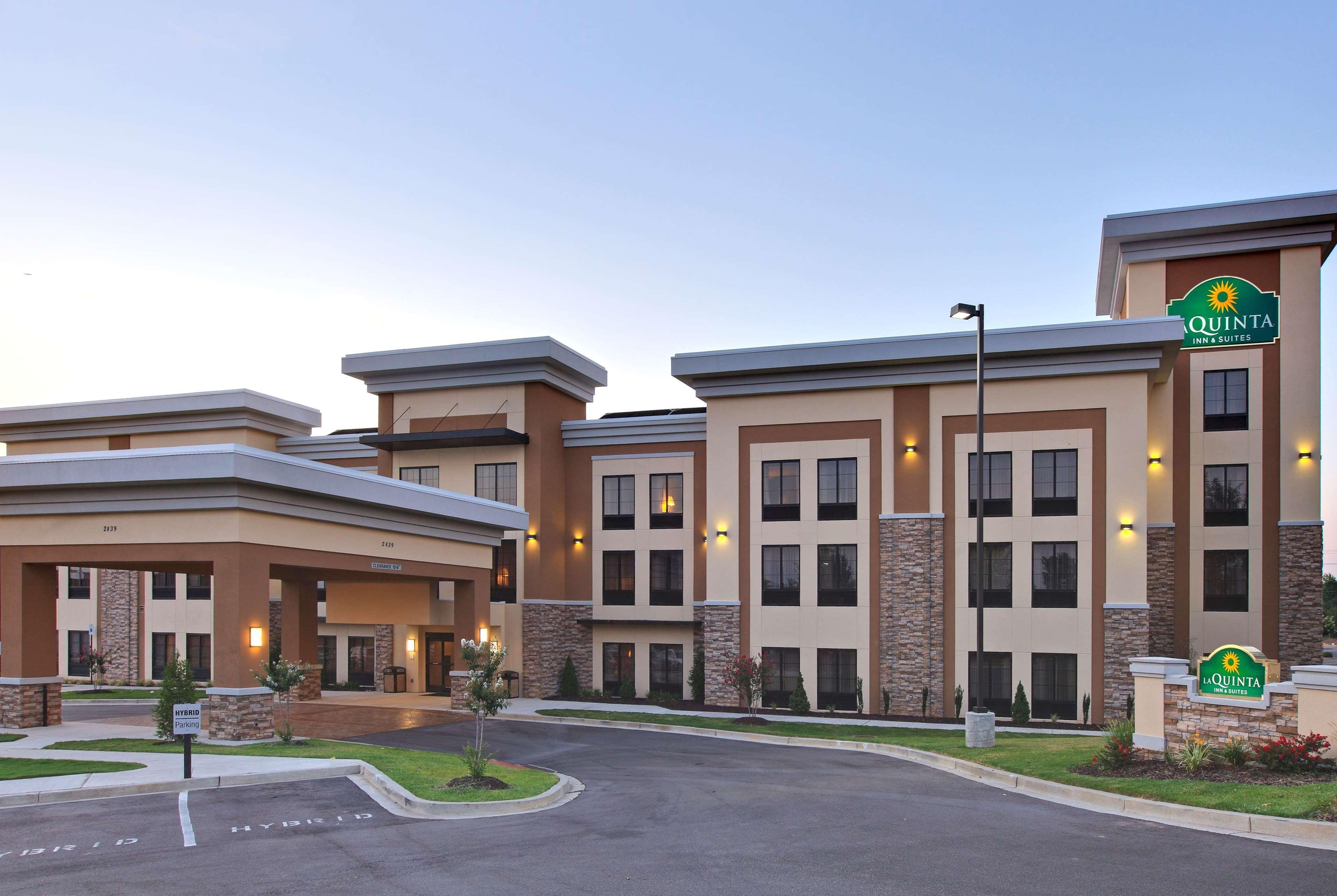 La Quinta By Wyndham Wolfchase 3*