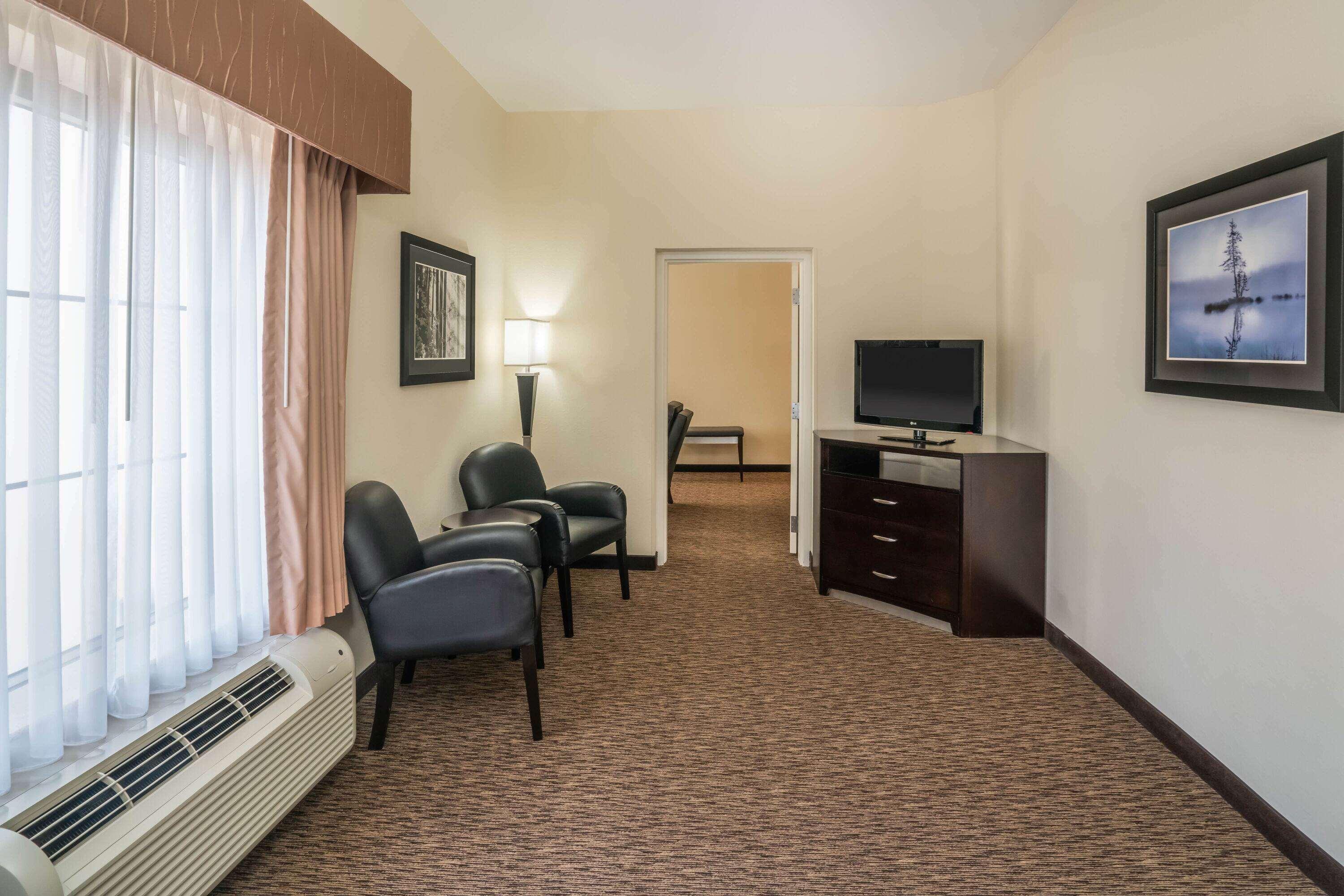 Hotel La Quinta By Wyndham Wolfchase 3*