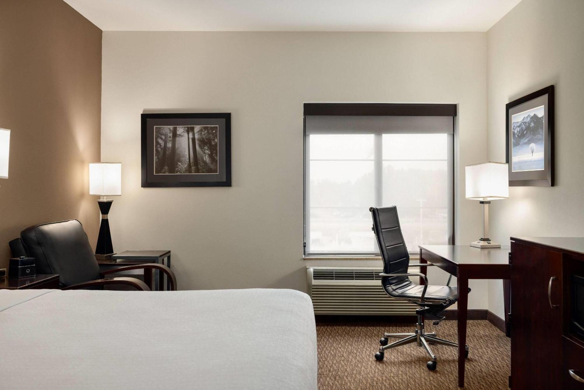 La Quinta By Wyndham Wolfchase 3*